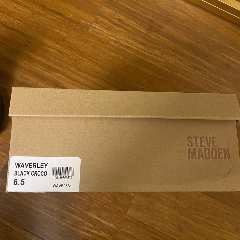 Steve Madden Block Heel In Black Croc - image 4